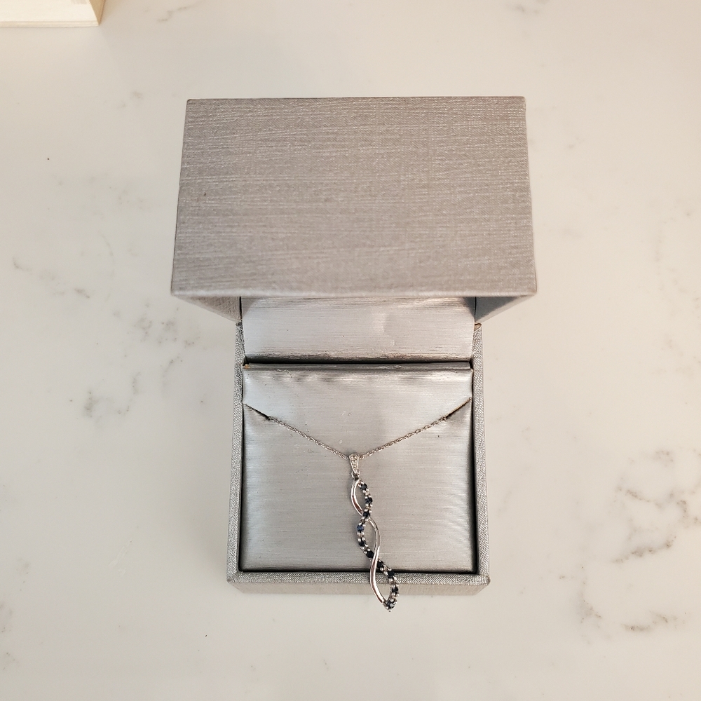 10k white gold & sapphire Zales necklace